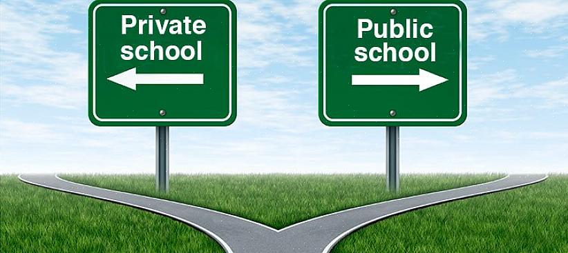 Mutta useimmat yksityiset koulut eivät maksa opettajilleen yhtä hyvin kuin julkiset koulut