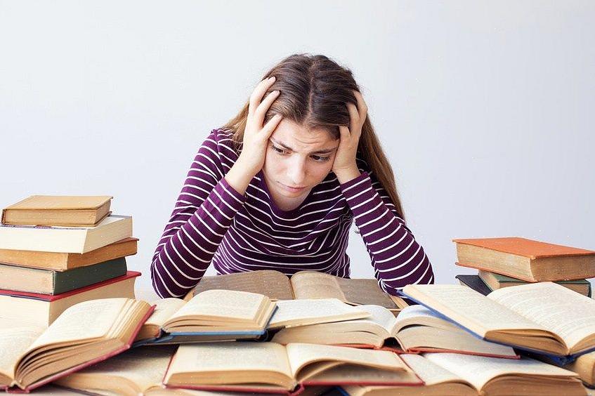 Opiskelijoiden stressin vähentämiseksi opiskelijoiden on keskityttävä lepoon