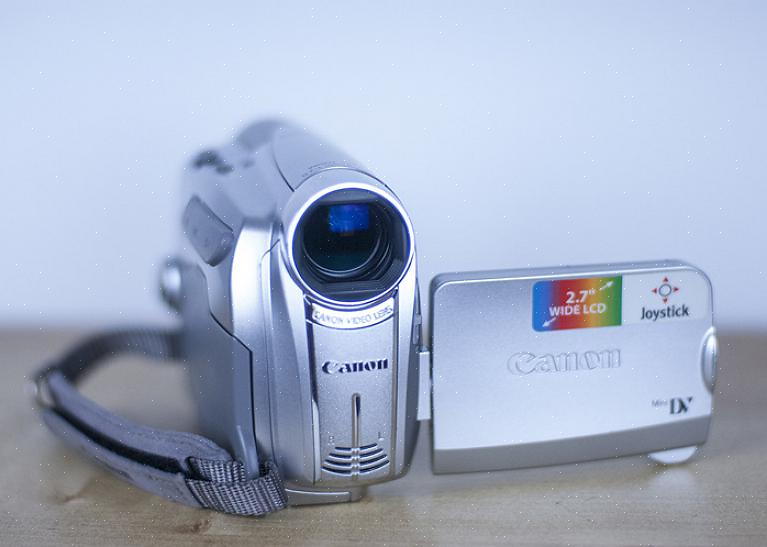 Jos olet juuri ostanut mini-DV-videokameran