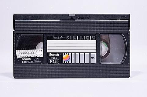 Testaa korjattu VHS-nauha VHS-soittimessa