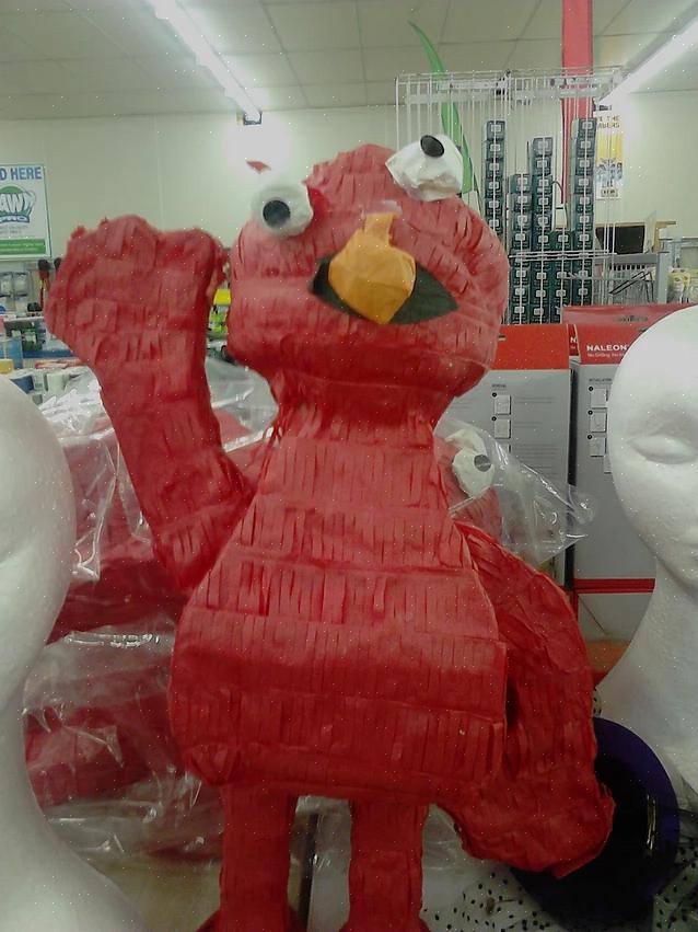 Nyt sinulla on Elmo piñata lapsesi juhliin