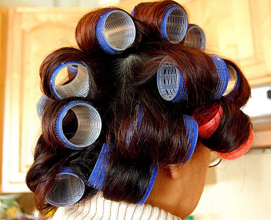 Käytä upeita aaltoilevia hiuksia käyttämällä suurempaa tarrarullasarjaa