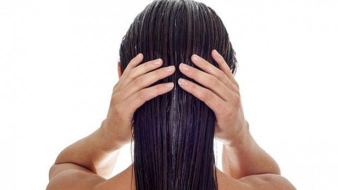 Esimerkiksi kuivat hiukset saattavat tarvita kosteuttavaa hoitoainetta