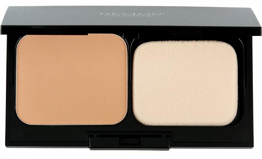 Ja sen Colorstay Mineral Foundation on kokeilemisen arvoinen asia