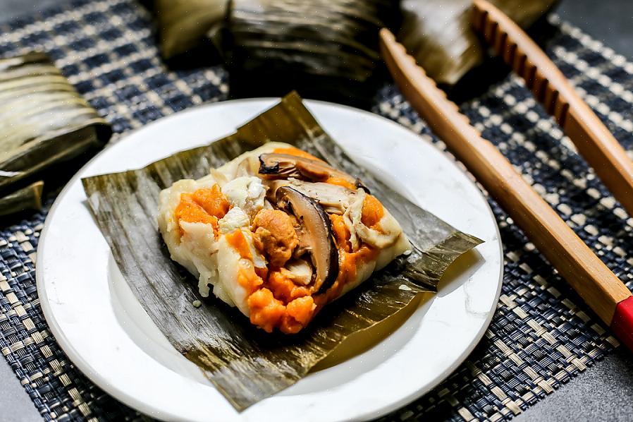 Salvadoran Tamales (Tamales Salvadoreños)