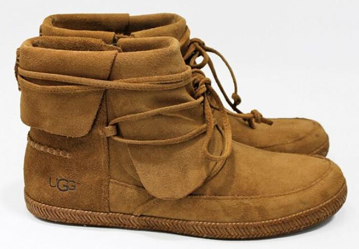 Tällä hetkellä esimerkiksi on myyty Minnetonka Women's Kilty Suede mokkasiinipareja