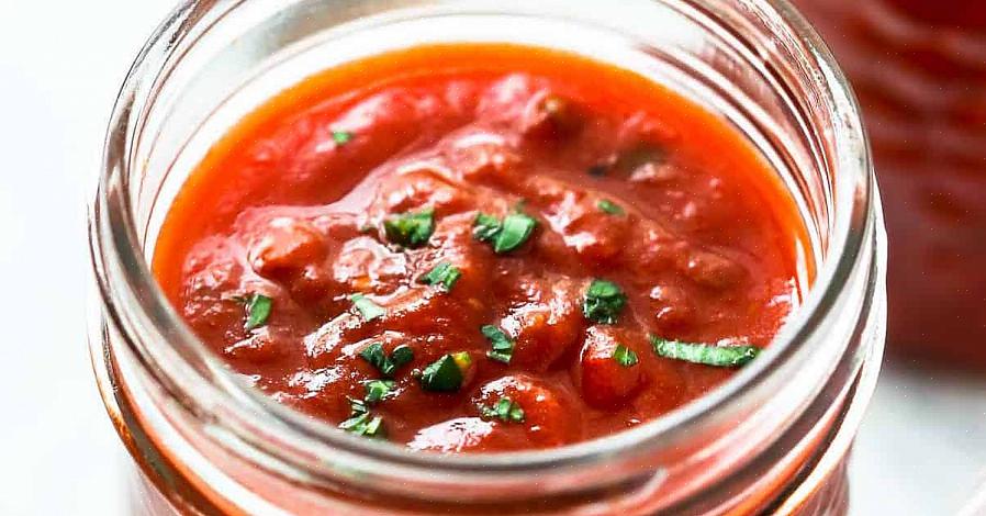 Jos et pysty viimeistelemään tuoretta tomaattikastiketta yhdessä istunnossa