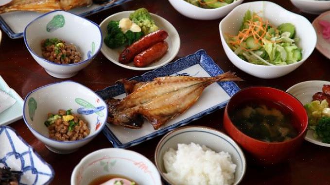 Japanin suosituimmat aamiaisen suolakurkut ovat vihreä kurkku