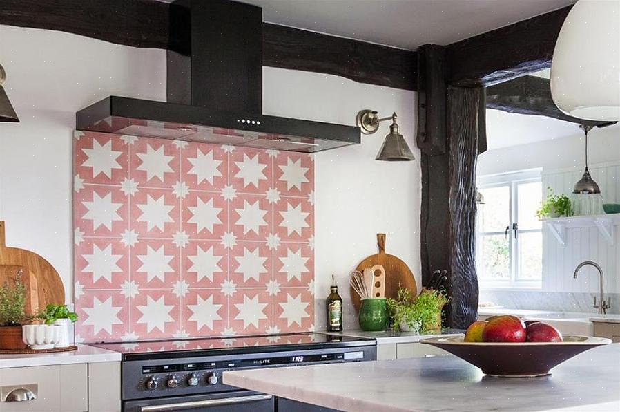 Anna keittiöllesi tyylikkäämpi tyyli kokeilla keraamisia laattoja italialaisilla malleilla
