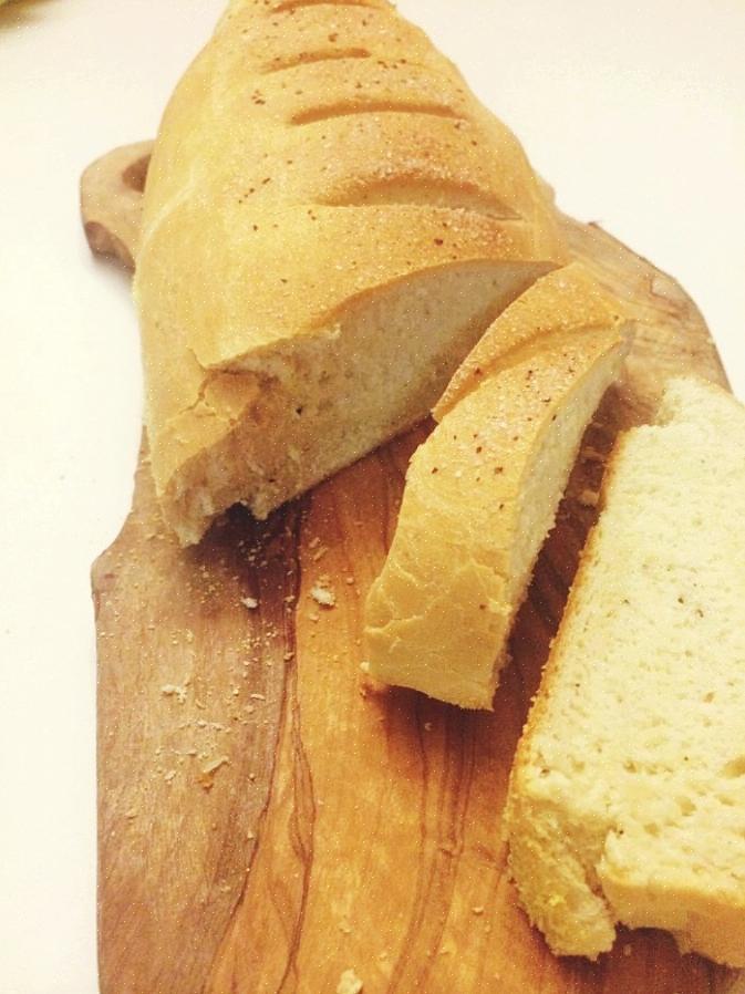 Kuinka tehdä pehmeitä suolarinkuja leipäkoneella