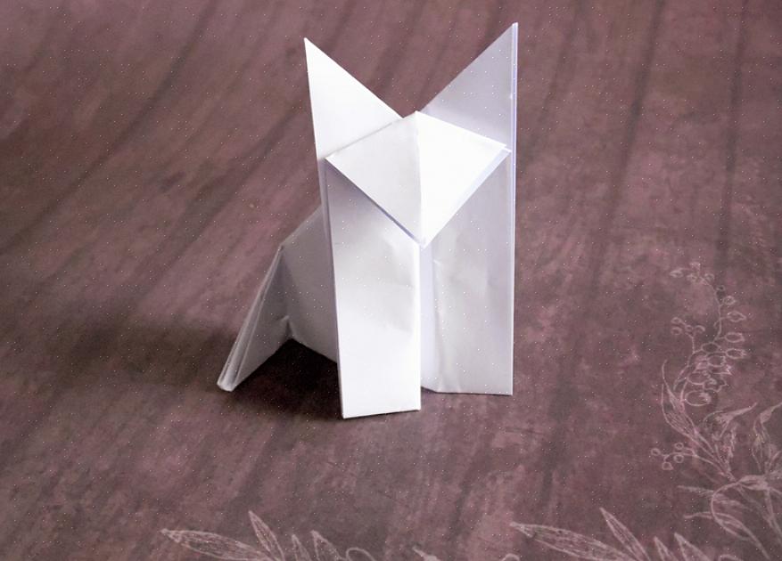 Susihahmon tekeminen origamilla - japanilaisella paperin taittamisen taiteella - on itse asiassa melko