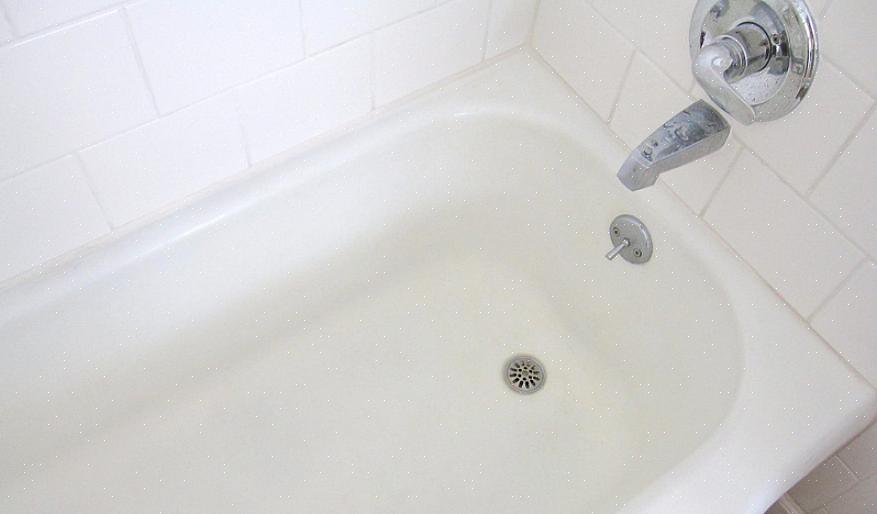 Sinun ei enää tarvitse investoida kalliisiin puhdistusaineisiin kylpyammeesi puhdistamista varten