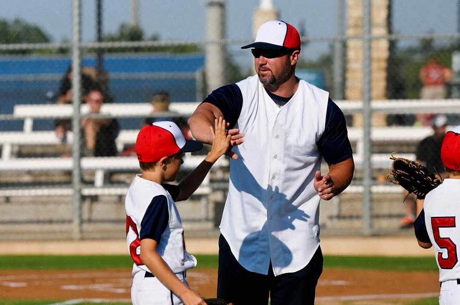 Kysyt jatkuvasti "Kuinka tarkalleen tulee hyvä pieni liigan baseball-valmentaja?"