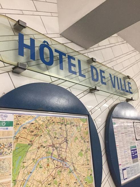 Tämä ilmainen kartta on saatavilla kaikissa Pariisin metroasemissa