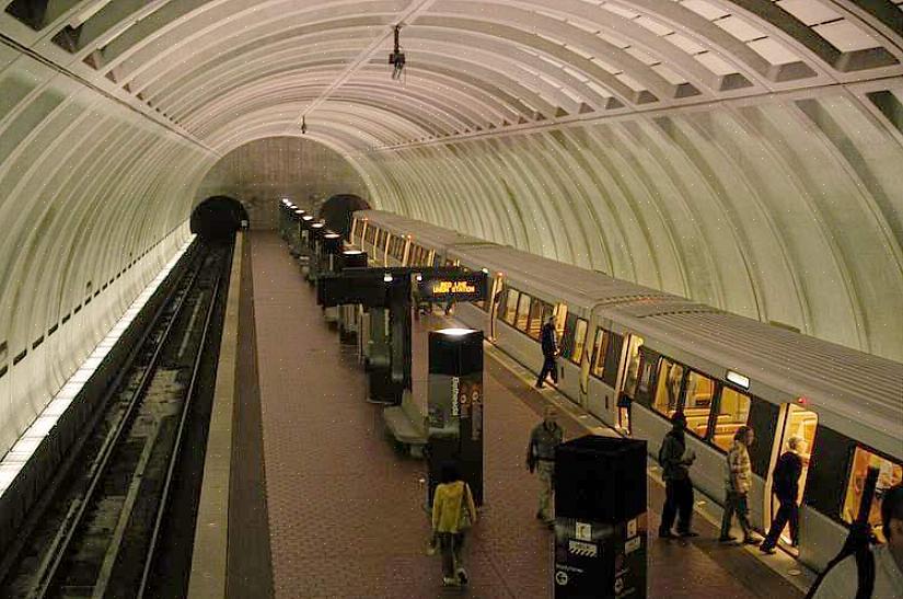 DC-metroasemien löytäminen kaupungista ei ole vaikeaa