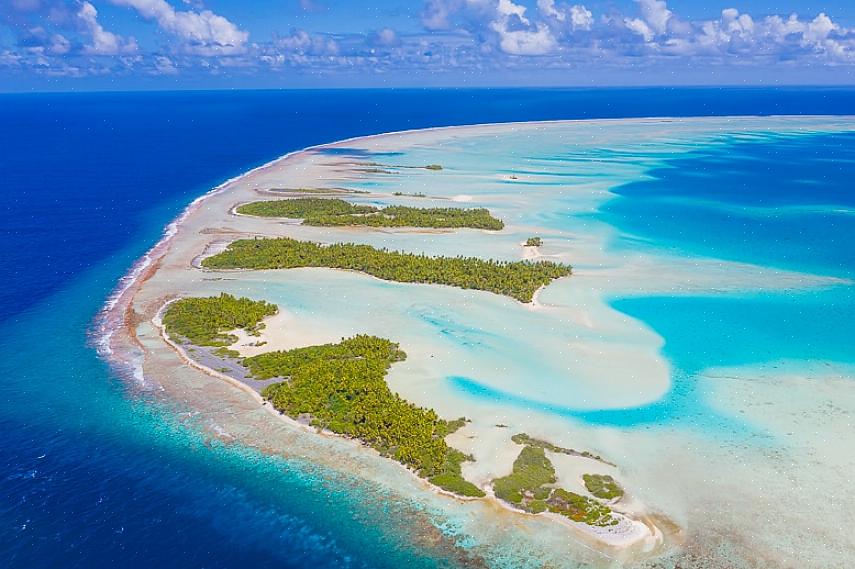 Monet vierailijat tulevat Ranskan Polynesiaan erityisesti yllyttämään ylelliselle risteilyalukselle