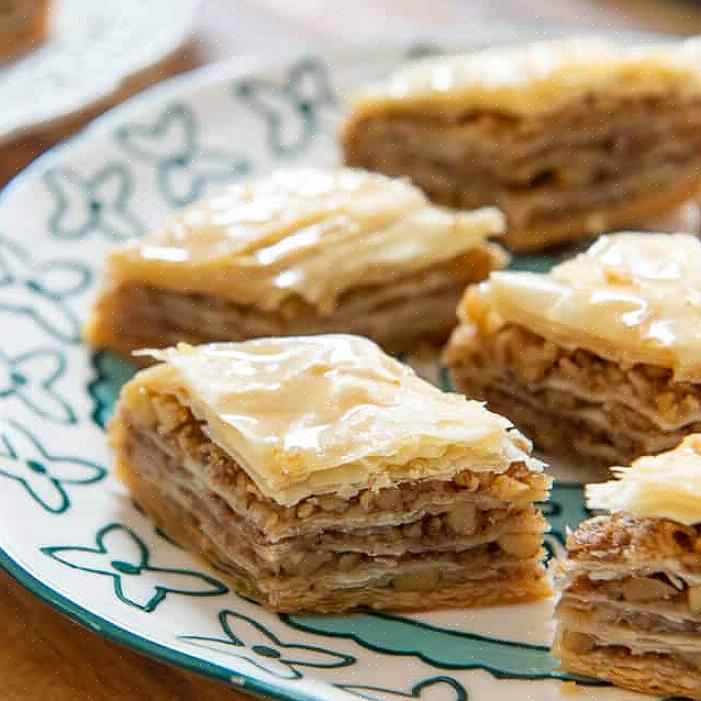 Nykyajan Baklava on valmistettu Phyllo-taikinasta