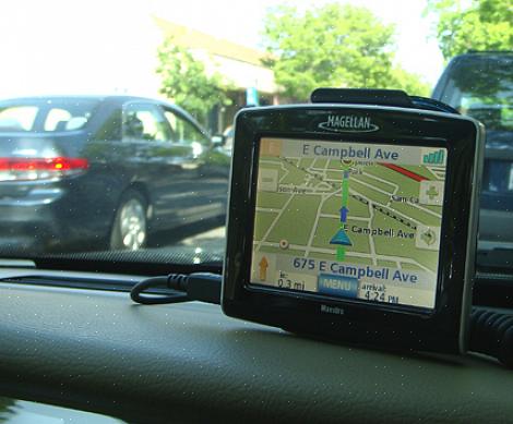 Autojen GPS-navigointilaitteiden (Global Positioning System) myötä on tullut turvallista