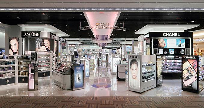 Oman kosmetiikkakaupan avaaminen ei edellytä ammattimaista meikkitaiteilijaa tai kemikaalia