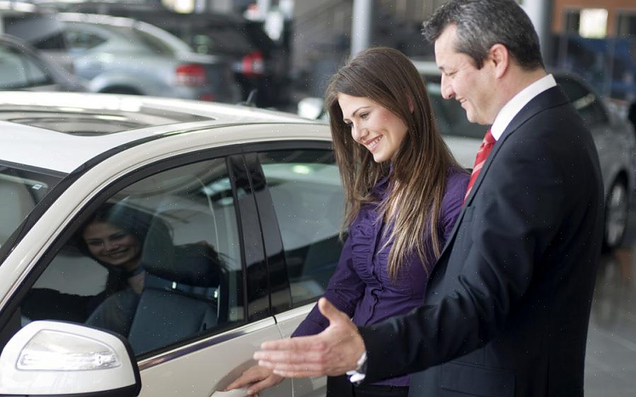 Jälleenmyyjällä pitäisi olla oma lisenssi käytettyjen autojen myyntiin