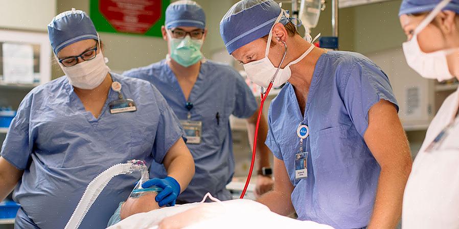 Ensimmäinen askel valmistautuessasi sairaanhoitajan anestesia-asemaan on valmistuminen valitsemastasi